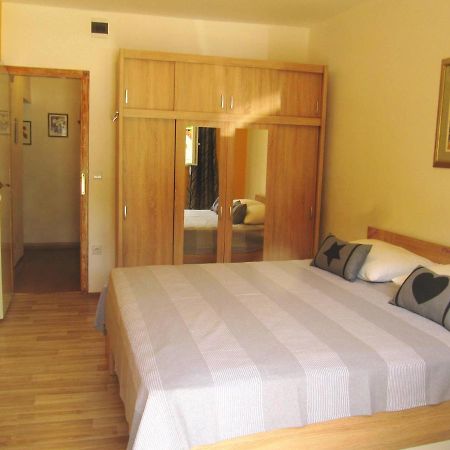 Apartmans And Rooms Dunjini Dvori 코츌라 외부 사진